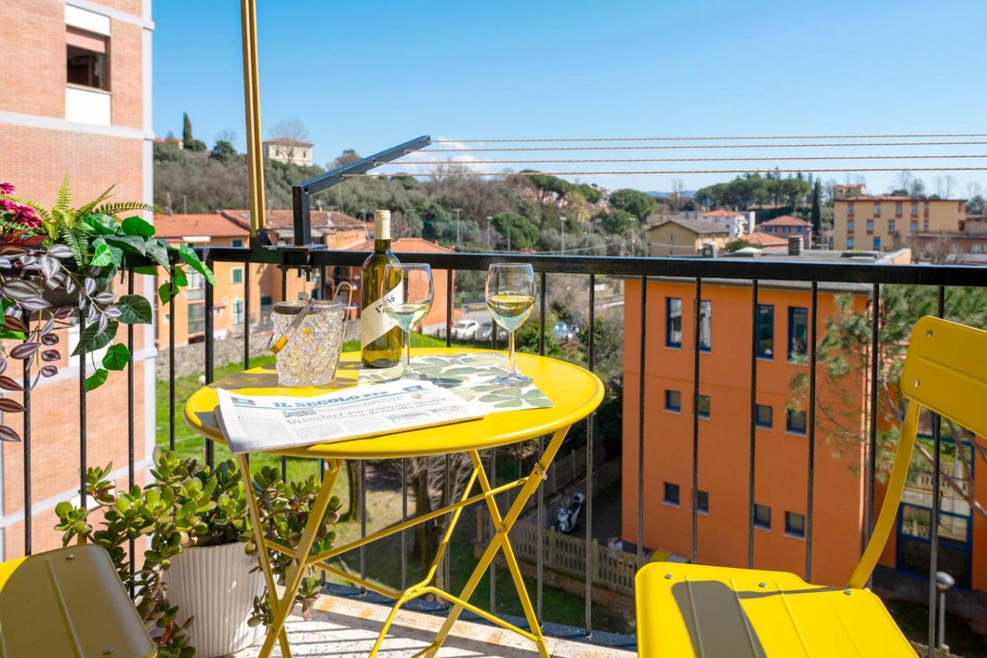 Appartamento Con Parcheggio Vicino Alla Stazione E Centro La Spezia Bagian luar foto